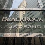 BlackRock vend des milliers de bitcoins : la plus grande sortie d’ETF jamais enregistrée