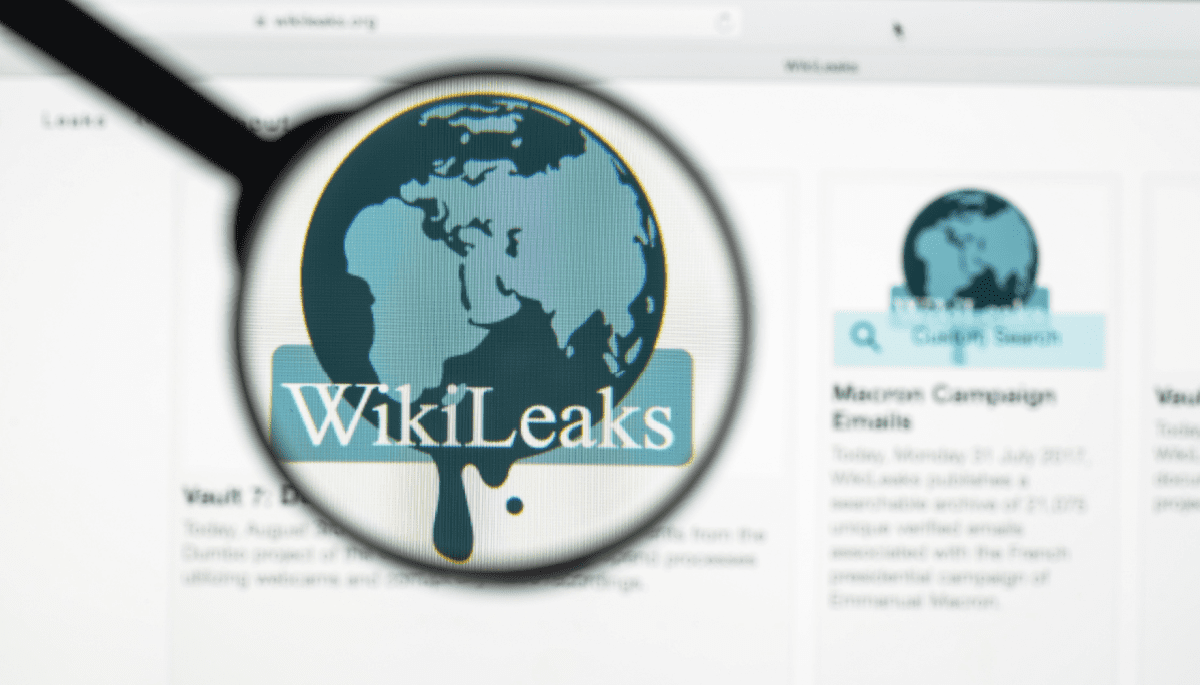 Un lanceur d’alerte envoie 2M$ en ETH à WikiLeaks avec une étrange révélation